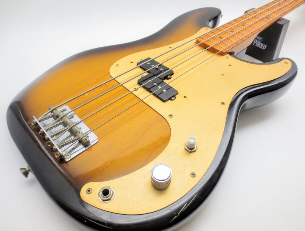 Fender USA アメリカンビンテージ '57 プレシジョンベースを買取頂き